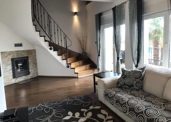 Apartman With Parking Space Lovran, Opatija - 7838 Lovran